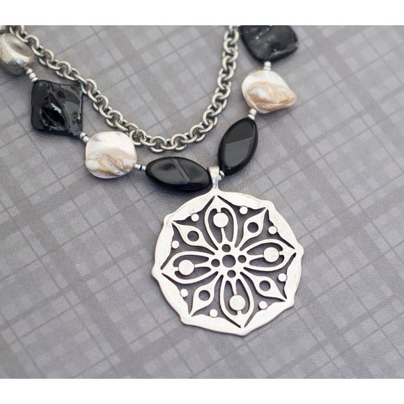 Vintage Gothic Silver Tone Multi Strand Necklace 28 Inches G6 - Picture 2 of 3